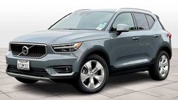 2021 Volvo XC40 T5 Momentum