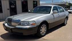 2005 Lincoln Town Car Signature Limited