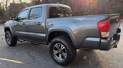 2017 Toyota Tacoma TRD Sport