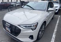 2021 Audi e-tron quattro Premium Plus