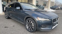 2022 Volvo V60 Cross Country T5