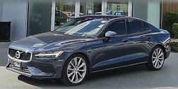 2020 Volvo S60 T6 Momentum