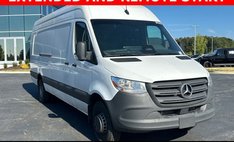 2025 Mercedes-Benz Sprinter 3500XD