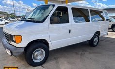 2006 Ford E-Series E-350 Super Duty XLT Extended Passenger Van