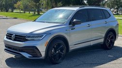 2023 Volkswagen Tiguan SE R-Line Black