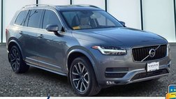 2019 Volvo XC90 T6 Momentum