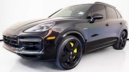 2023 Porsche Cayenne Turbo S E-Hybrid