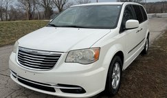 2011 Chrysler Town and Country Touring