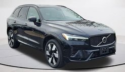 2025 Volvo XC60 T8 Plus Dark Theme