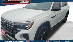 2024 Volkswagen Atlas Peak Edition SE 4Motion