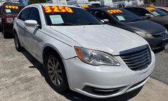 2013 Chrysler 200 Touring