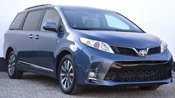 2017 Toyota Sienna XLE Premium 7-Passenger