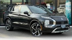 2023 Mitsubishi Outlander Black Edition