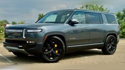 2024 Rivian R1S Adventure