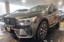 2023 Volvo XC60 B5 Plus Dark Theme