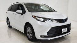 2023 Toyota Sienna XLE