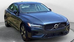 2024 Volvo S60 Recharge T8 Ultimate Dark Theme