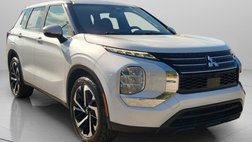 2022 Mitsubishi Outlander ES