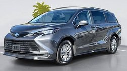 2025 Toyota Sienna XLE