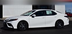 2022 Toyota Camry Hybrid SE