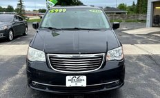 2016 Chrysler Town and Country Touring