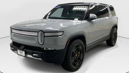 2023 Rivian R1S Adventure
