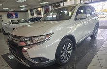 2019 Mitsubishi Outlander SE