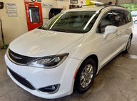 2017 Chrysler Pacifica Touring L FWD