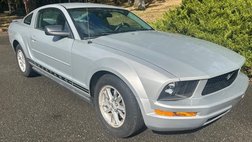 2007 Ford Mustang V6 Deluxe
