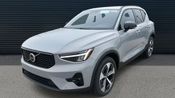2026 Volvo XC40 B5 Plus