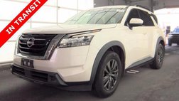 2022 Nissan Pathfinder SV