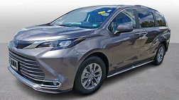 2024 Toyota Sienna XLE 7-Passenger