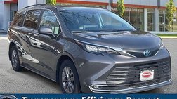 2024 Toyota Sienna XLE 7-Passenger