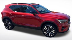 2025 Volvo XC40 B5 Ultra Dark Theme