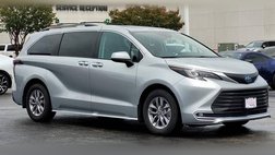 2024 Toyota Sienna XLE 7-Passenger