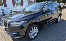 2018 Volvo XC90 T6 Momentum