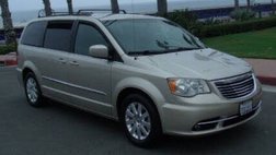 2014 Chrysler Town and Country Touring