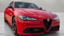 2025 Alfa Romeo Giulia Intensa