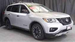 2020 Nissan Pathfinder SV