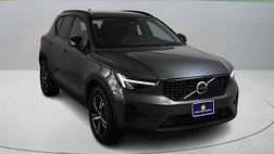 2026 Volvo XC40 B4 Core