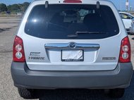 2006 Mazda Tribute i