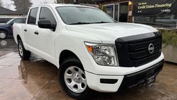 2023 Nissan Titan SV