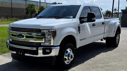 2017 Ford Super Duty F-250 Lariat Crew Cab Long Bed 4WD
