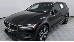 2025 Volvo V60 Cross Country B5 Plus