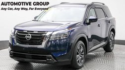 2022 Nissan Pathfinder SV