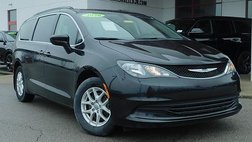 2020 Chrysler Voyager LX