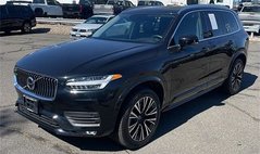 2022 Volvo XC90 T5 Momentum