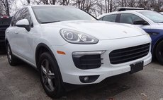 2016 Porsche Cayenne Base