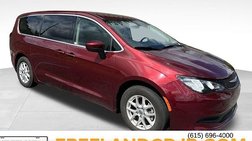 2022 Chrysler Voyager LX