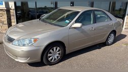 2005 Toyota Camry LE
